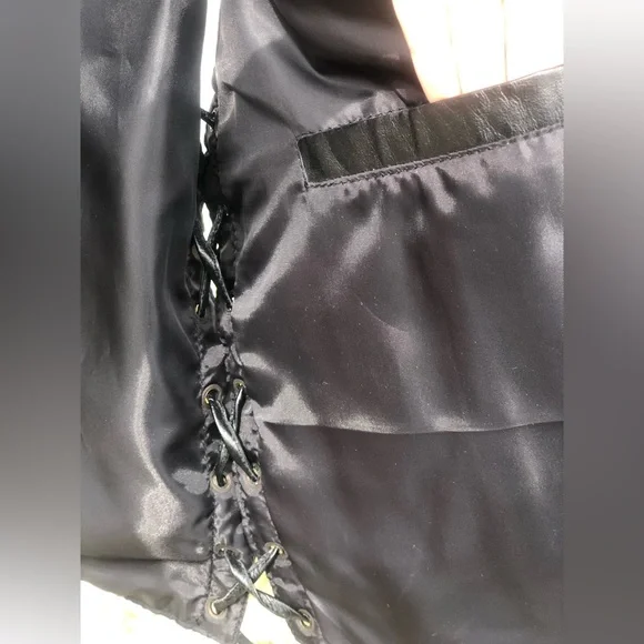 Vintage 90s grunge punk biker black leather side lace up leather vest - Picture 7 of 11